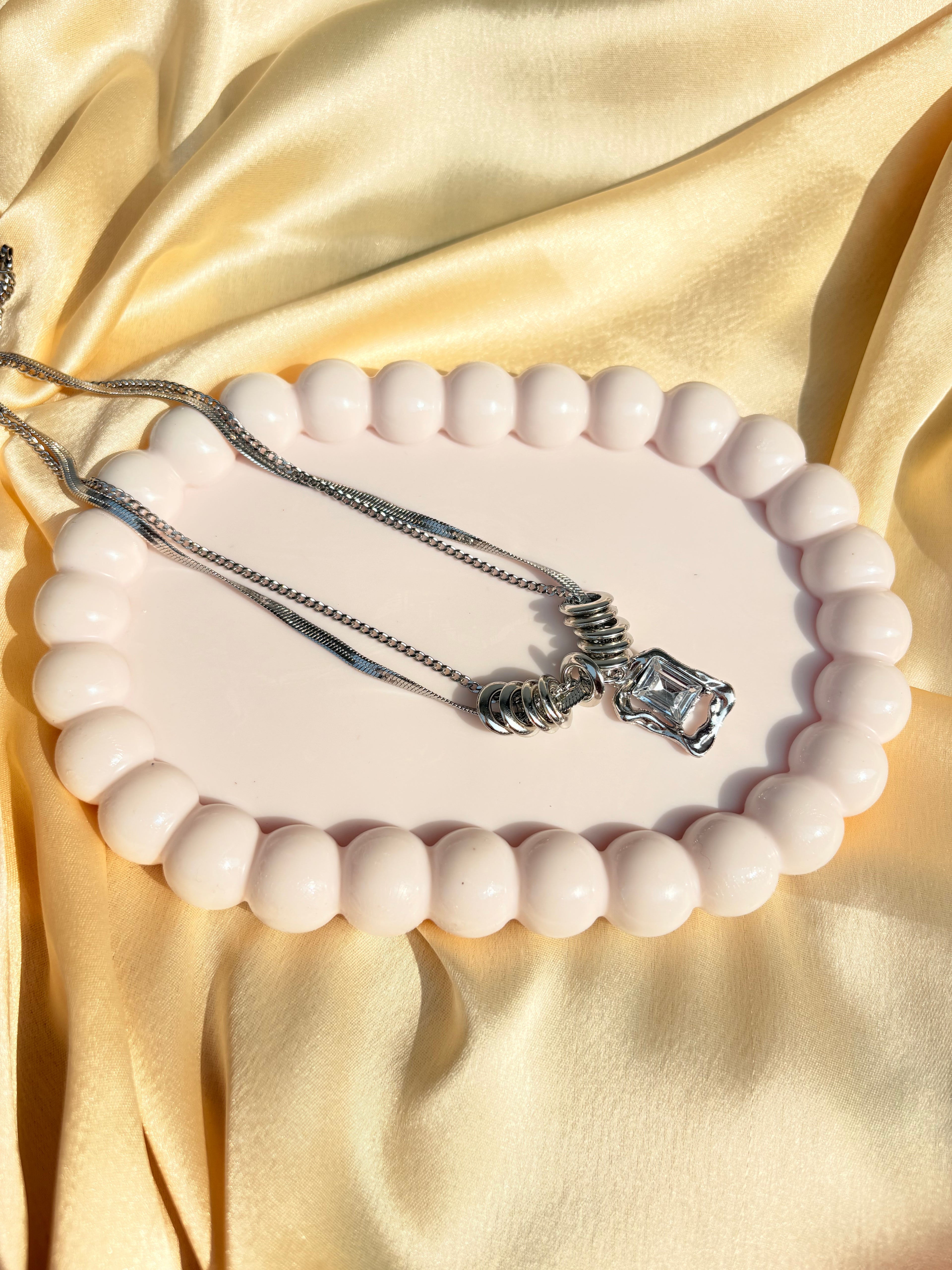 Silver Unisex dual chain pendent