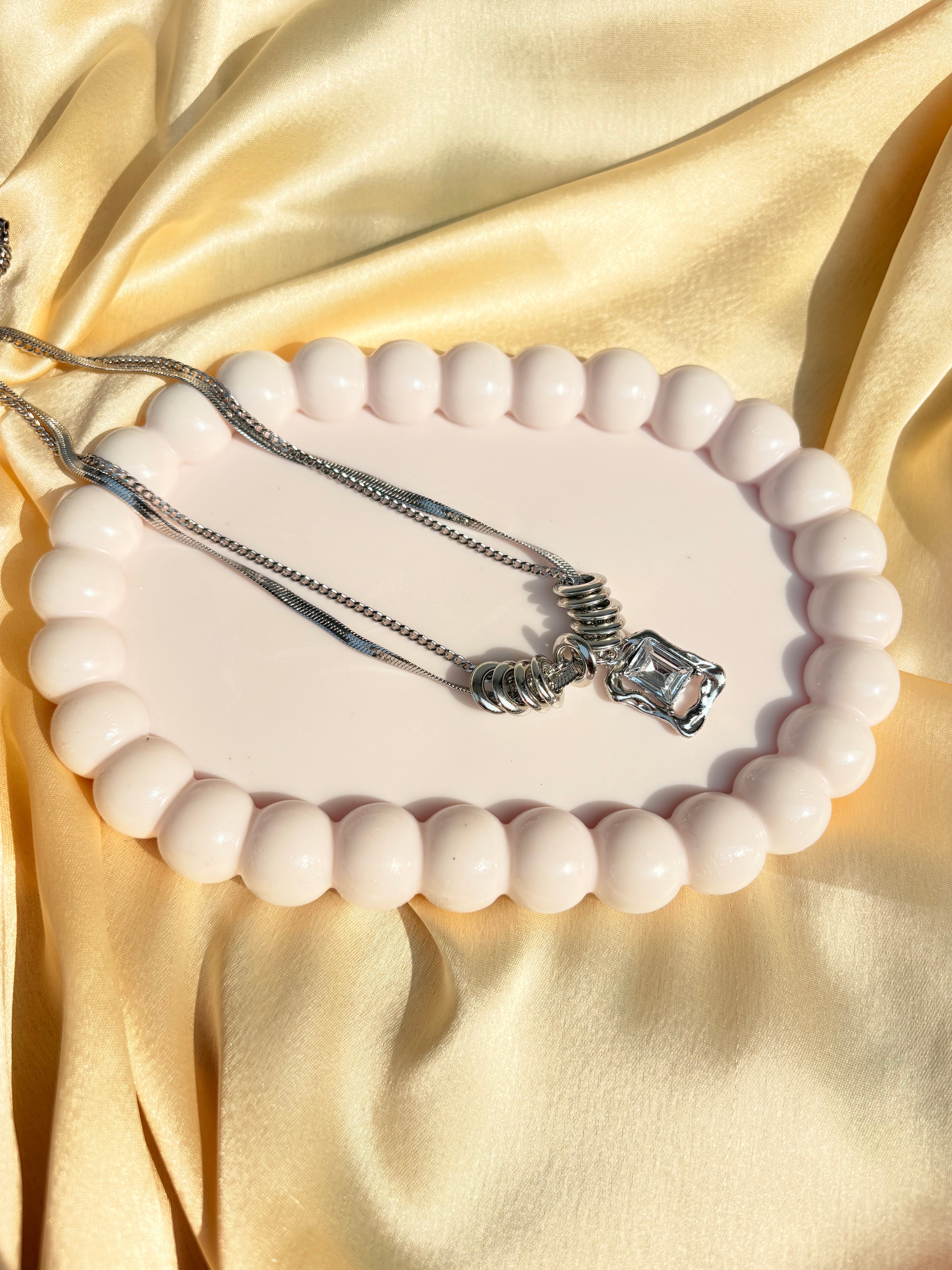 Silver Unisex dual chain pendent